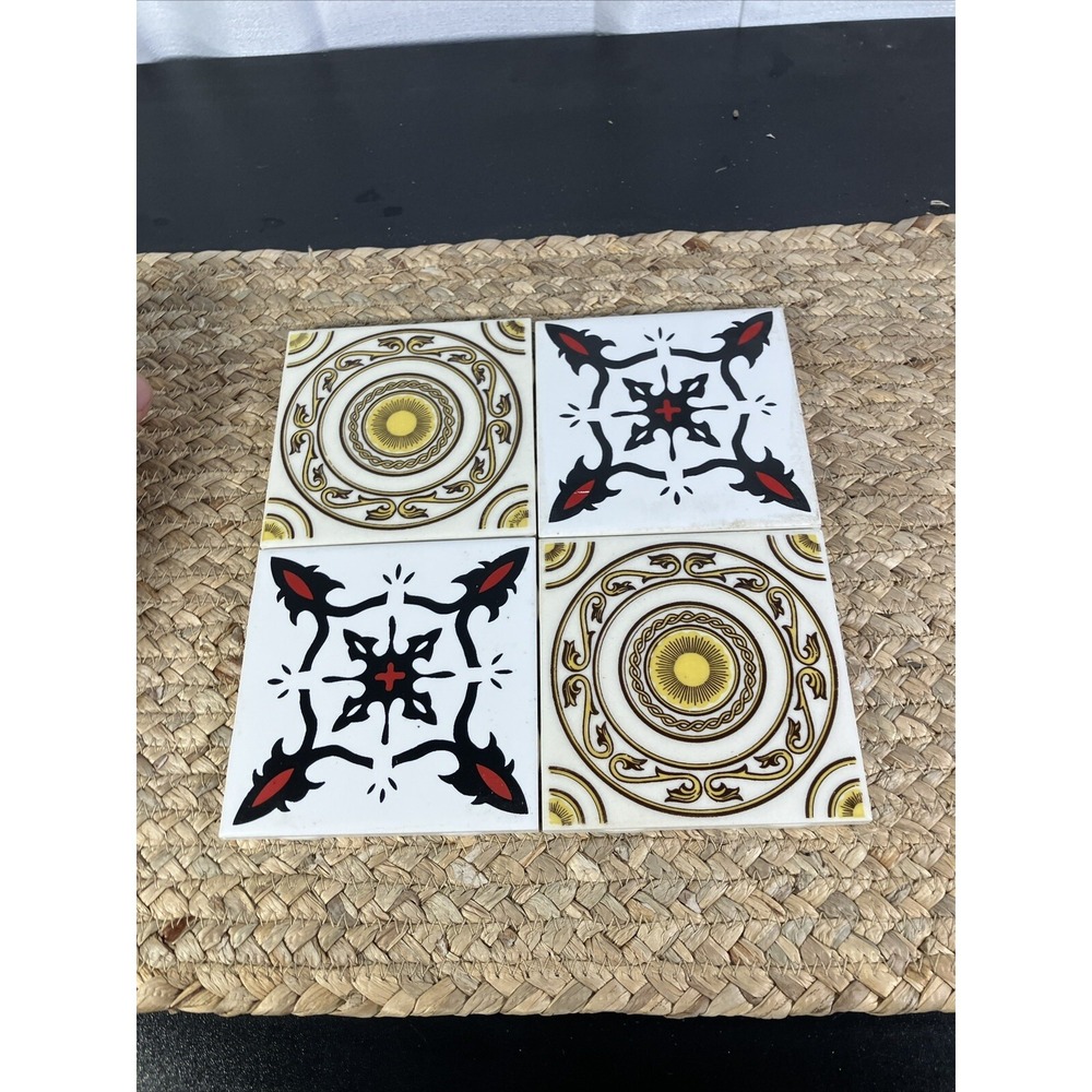 VTG Mexican tile in yellow and brown And Red And Black